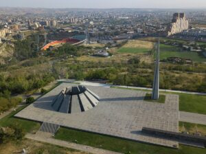 Мемориал Цицернакаберд